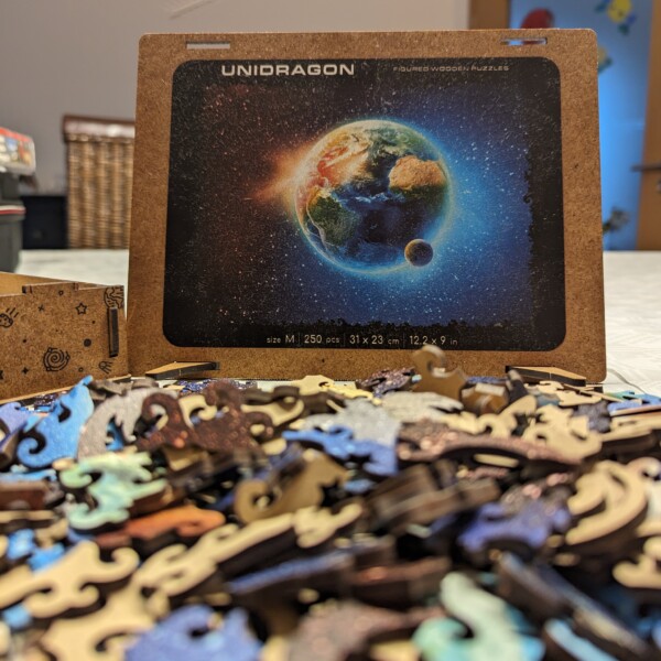 UNIDRAGON Holz-Puzzle – Weltraumplanet Erde